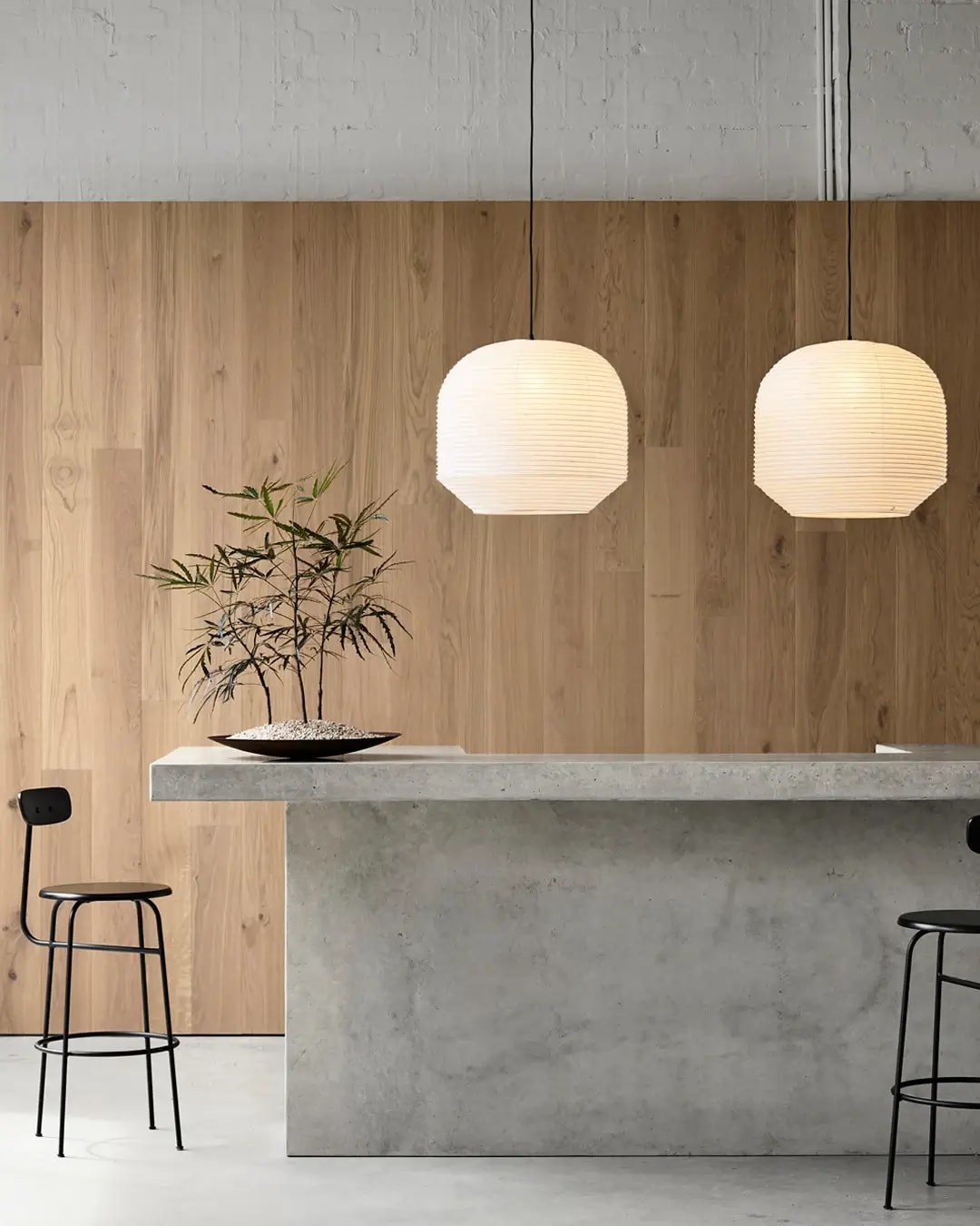 Armadillo Melbourne showroom featuring HW3676 Aspen Raw 13 as wall cladding.